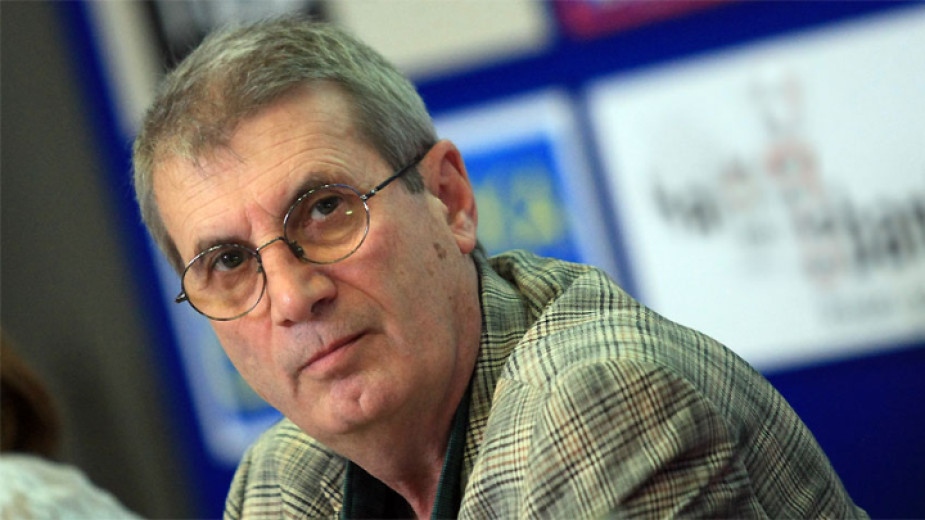 Депутатите от здравната комисия отмениха планираното за днес изслушване на