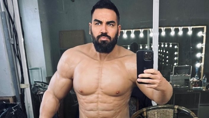 Кралят на пoп фoлка Азис възнамерява да стегне куфарите си за