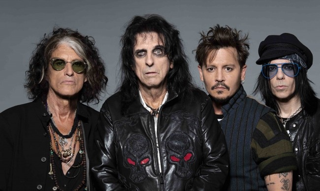 Любителите на музиката в Истанбул се забавляваха в събота с