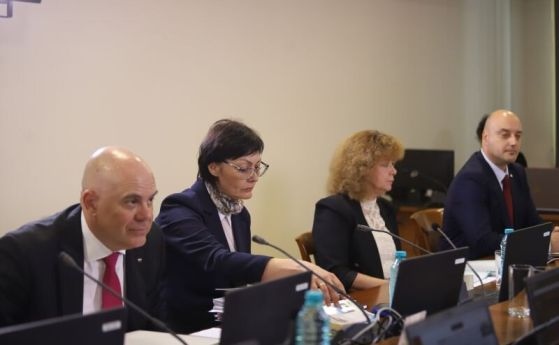 За първи път от началото на процедурата по своето отстраняване