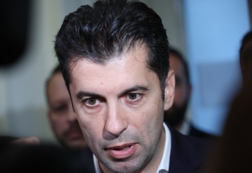 Съпредседателят на Продължаваме промяната Кирил Петков подкрепи ветото на президента