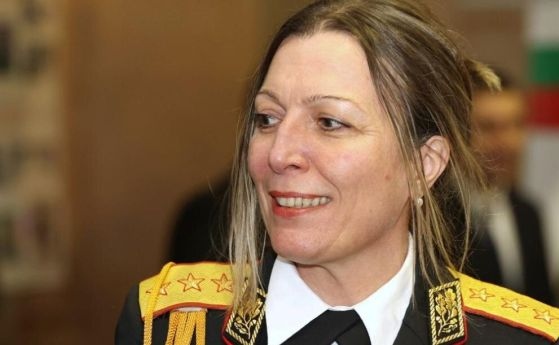Властовата метла измете и шефа на Гранична полиция Росица Димитрова