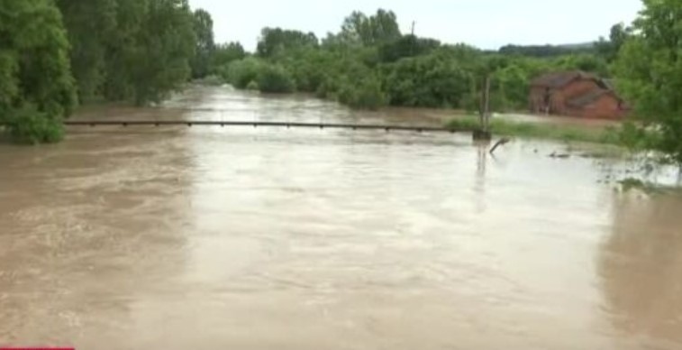 На косъм от голяма трагедия се разминаха на Северозапад Нивото