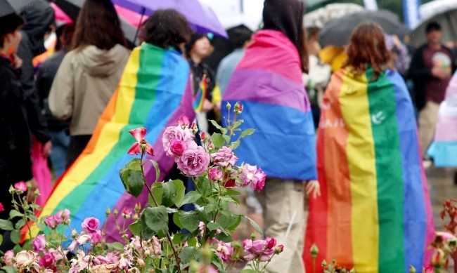 Парламентът на Естония узакони еднополовите бракове съобщава уебсайтът на законодателния