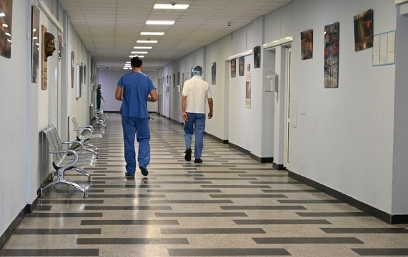 Временна забрана за откриване на нови болници в България ще