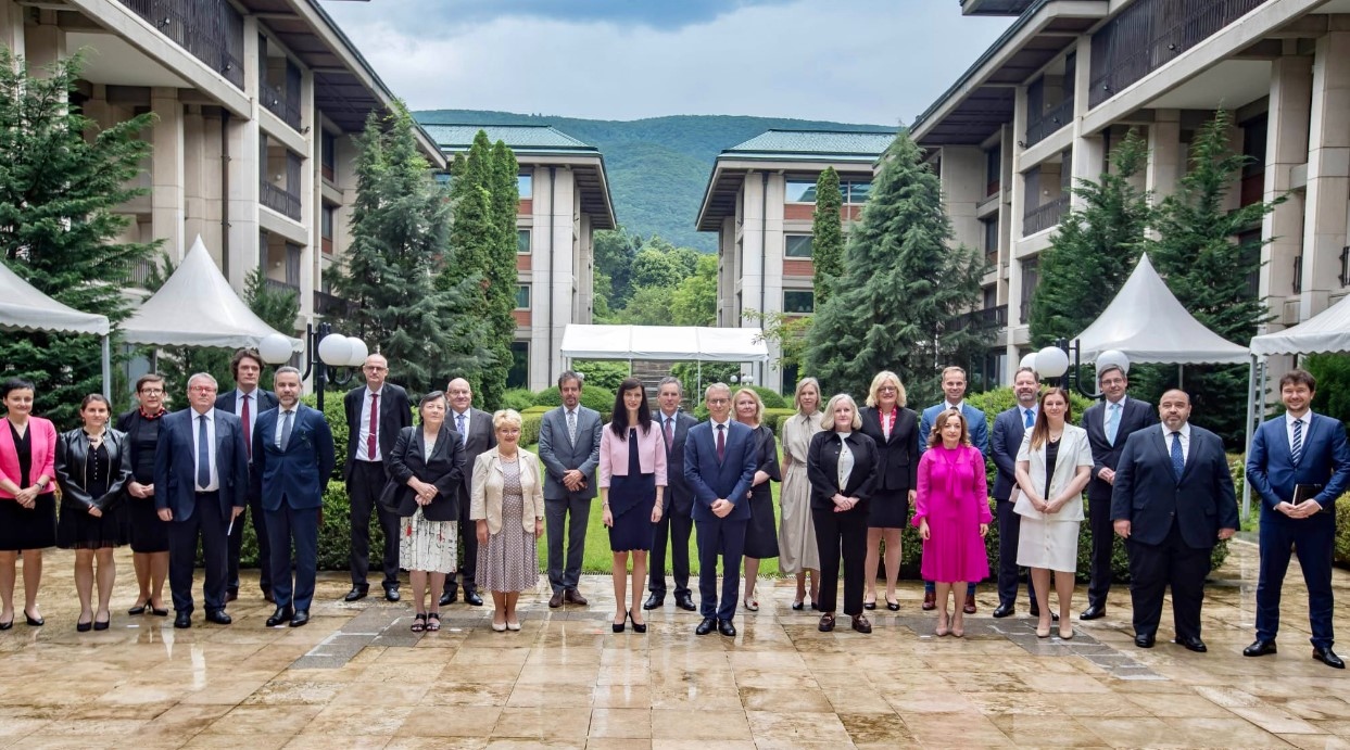 Правителството работи за политическата стабилност в България която да осигури