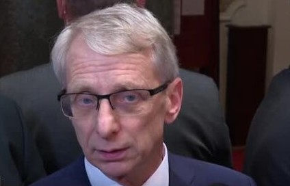 В България решенията и тяхното изпълнение зависи от Народното събрание