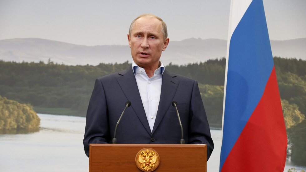 Владимир Путин се появи по държавната телевизия и поднови ангажимента