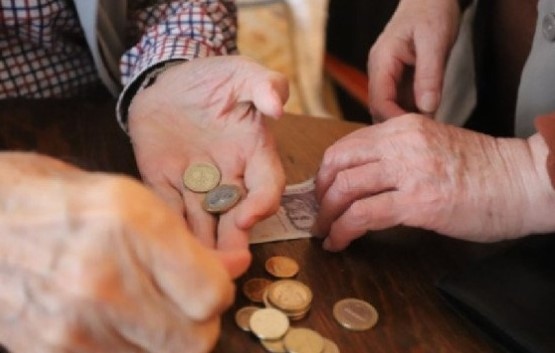 Социалната пенсия за старост се увеличава по предложение на Министерство