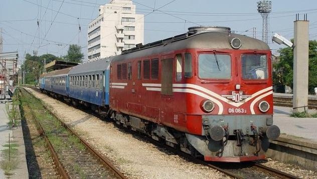В началото на летния сезон БДЖ пуска допълнителни нощни влакове