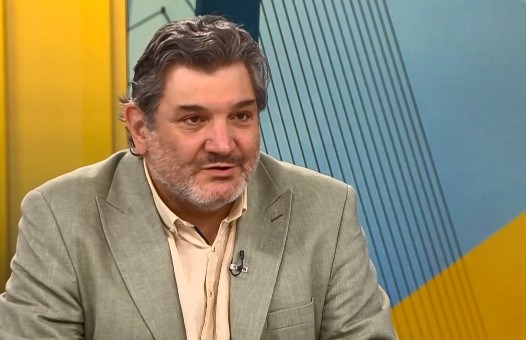 Вероятно е по отрано да се въведе паралелното изписване на цените