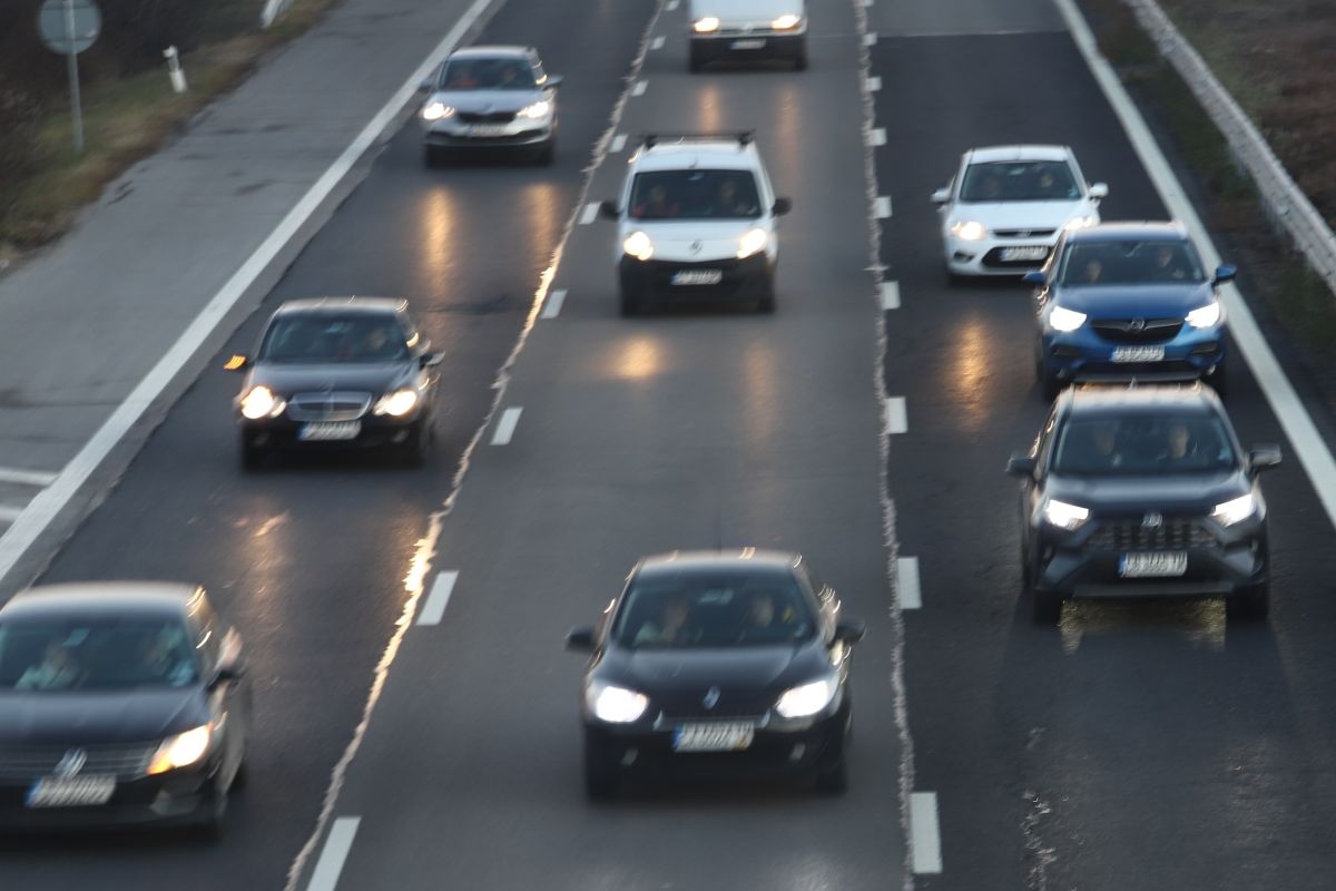 Интензивен е трафикът на граничните пунктове с Гърция и Турция