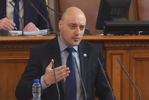 Министърът на правосъдието доц д р Атанас Славов е включил