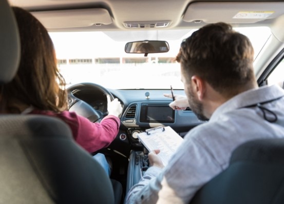 Изкуствен интелект ще определя маршрута по време на шофьорските изпити