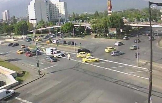 Камерите на полицията в София вече автоматично ще засичат преминаването