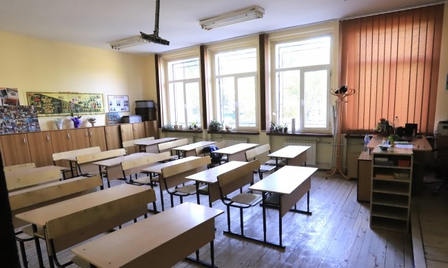 Започва подаването на заявления за кандидатстване в гимназиите Това става