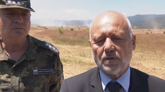 Не съм притеснен по никакъв начин Лидер на партия решила