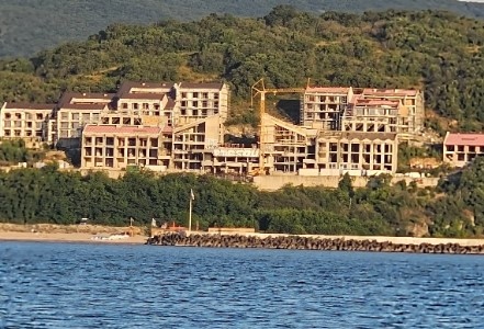 На плажа Аркутино едно от последните диви места по българското