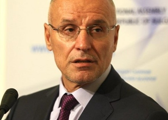 Парламентарната група на ГЕРБ СДС е внесла официално в деловодството на