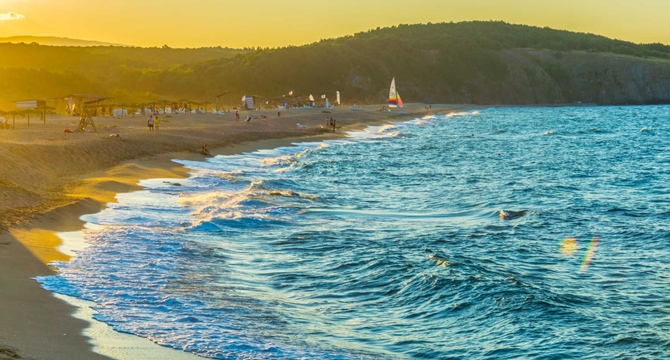 Министерството на околната среда и водите МОСВ осигурява редовно наблюдение