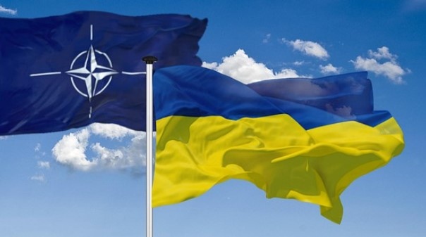 НАТО ще препотвърди, че в бъдеще Украйна ще стане . Това