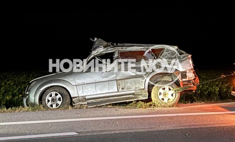 Втори мигрант е починал след катастрофата на АМ Тракия
В джипа