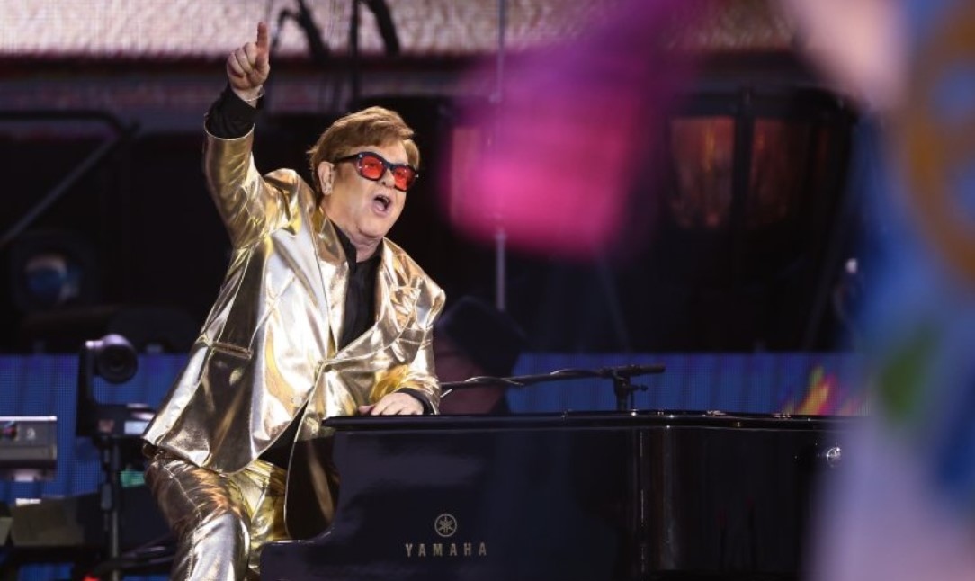 Сър Елтън Джон сложи край на последното си световно турне