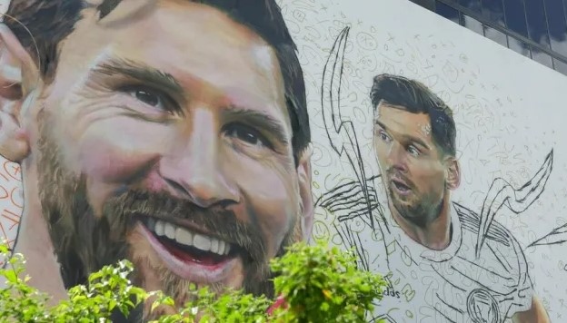 Лионел Меси и семейството му вече са във Флорида съобщи