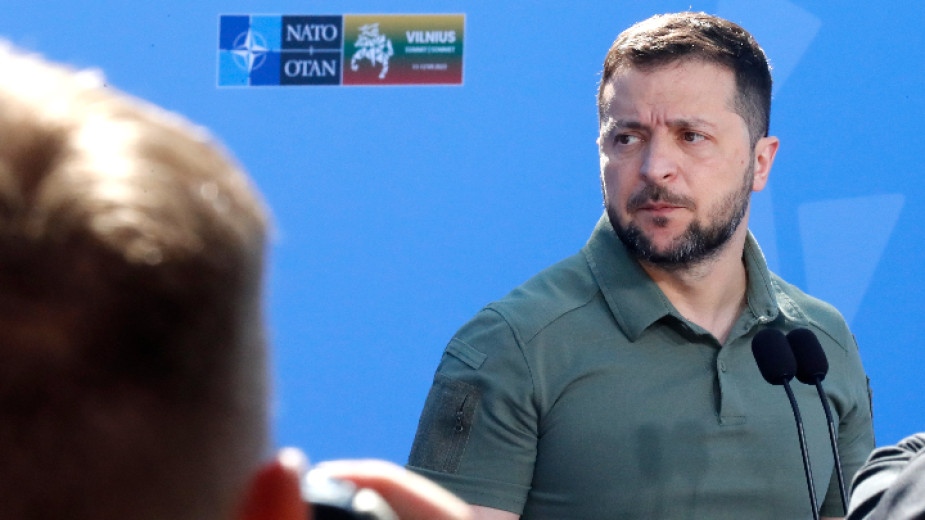 Военната помощ за украинската армия на бойното поле е един