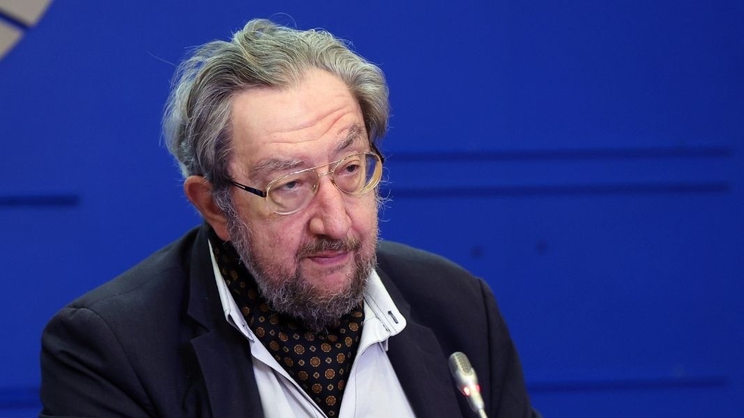 Повече от половината българи одобряват създаването на правителството но партиите