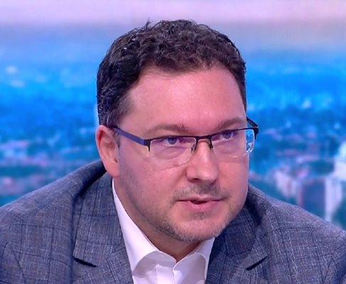 Това е малко като да твърдиш че жертвите на канибала