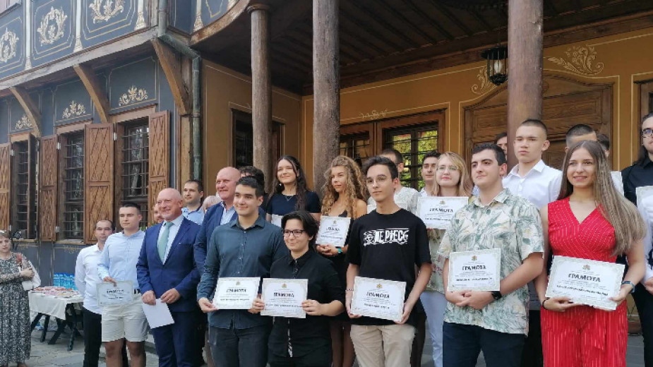 Промените в изпитните тестове на учениците след седми клас за