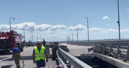 Кримският мост беше отворен частично за автолобили  по съоръжението За томва