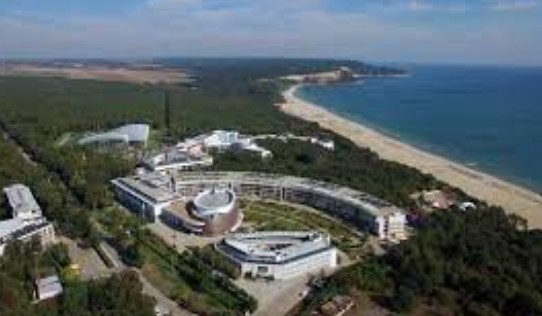 Частното училище в курорта Камчия Юрий Гагарин което е част