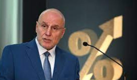 Намерението да се задържи бюджетният дефицит в рамките на 3