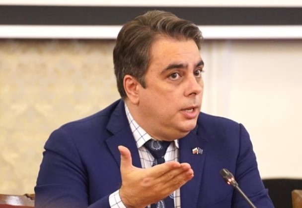 Отнемането на концесията на пристанище Росенец от Лукойл трябва да