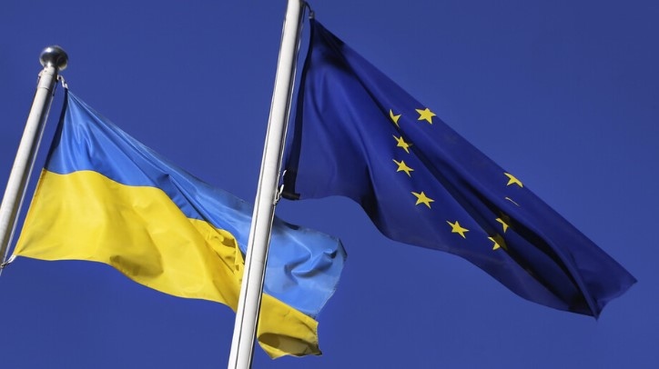 ЕС отпусна на Украйна помощ от 1 5 милиарда евро които