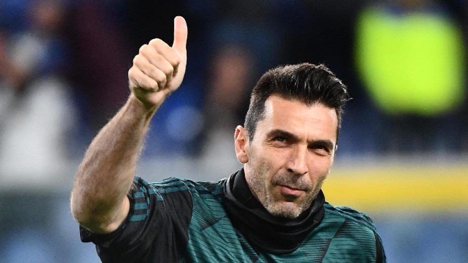 Италианският вратар Джанлуиджи Буфон прекрати професионалната си футболна кариера на