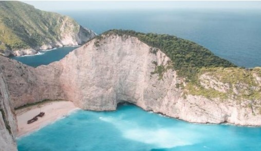 Няколко гръцки острова са засегнати от мощен циклон Той предизвика