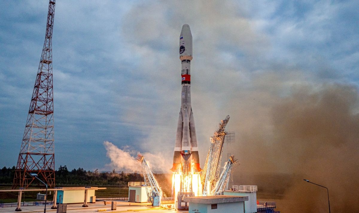Русия изстреля ракета носител с автоматична станция към Луната Това