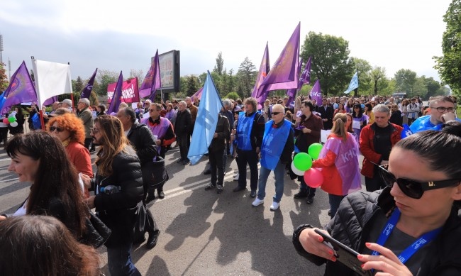 Расте социалното напрежение сред работещите в изпълнителните агенции в системата