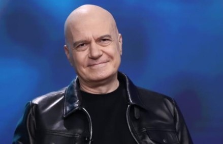 Лидерът на ИТН Слави Трифонов изпълни заканата си най сетне да