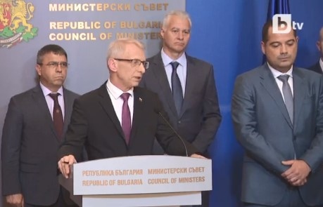 Установихме че за момента няма установена връзка между различните убийства