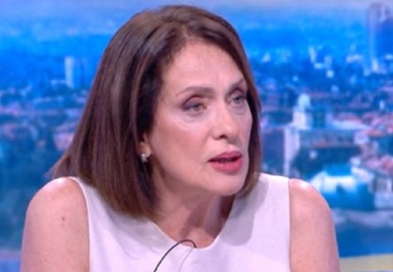 Русия продължава да се опитва и да влияе на политическата