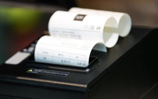 Франция спря автоматичното издаване на касови бележки Клиентът ще получава