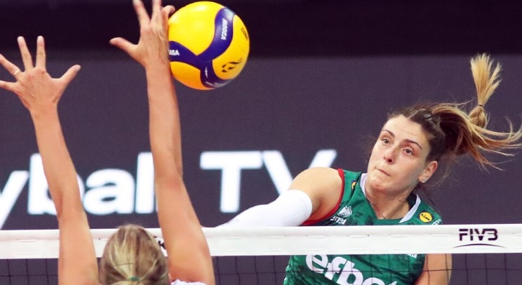 Българските националки по волейбол продължиха впечатляващото си представяне на европейското първенство