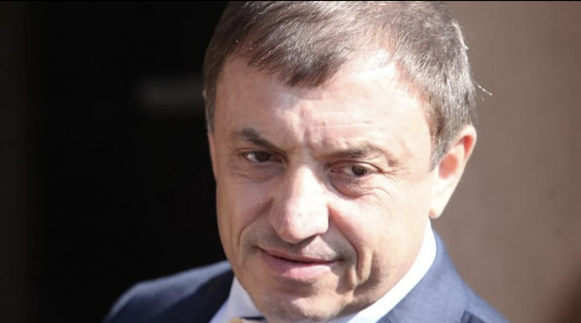 Първи размествания в бизнеса на Алексей Петров започват За 29