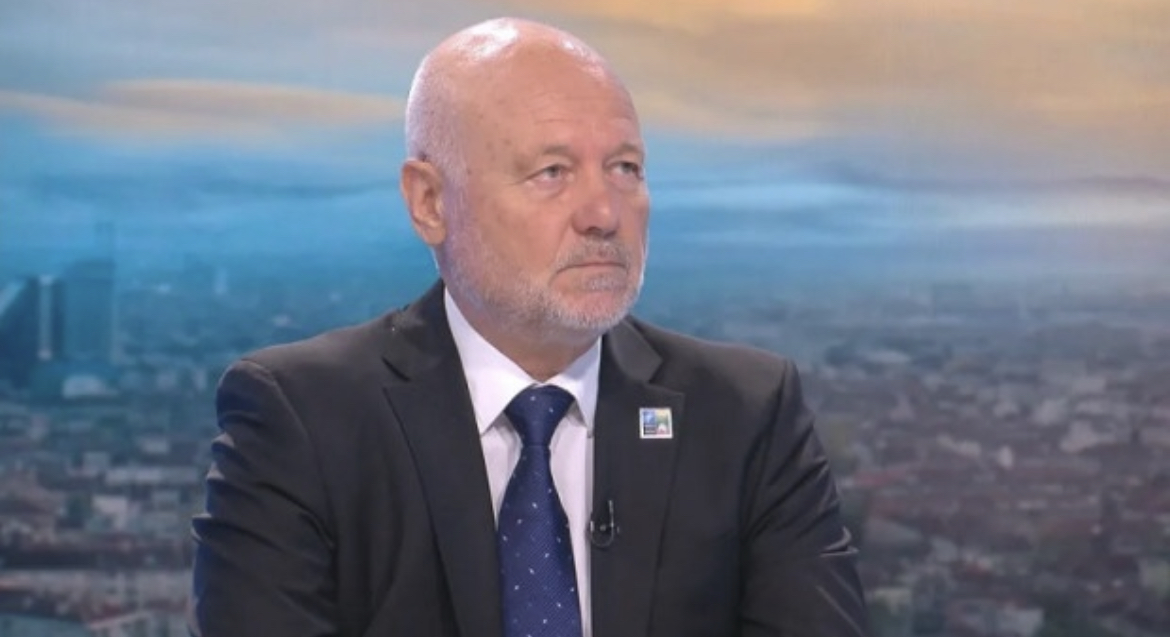 Това което знаем следейки събитията е начинът по който действа КГБ