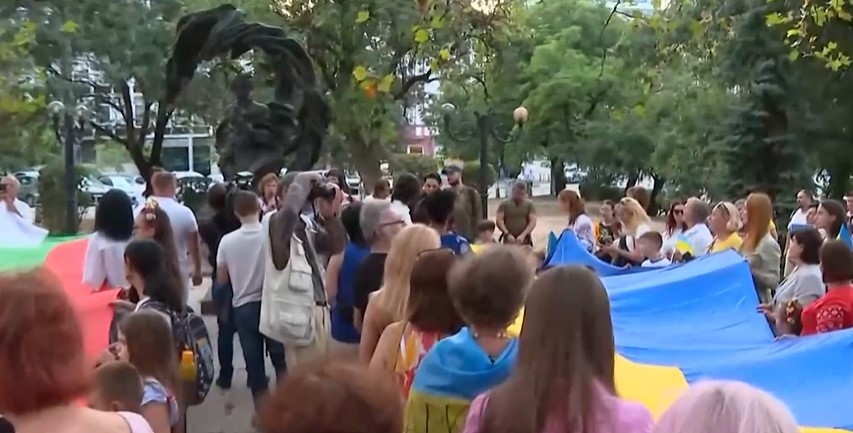 Украйна чества своя национален празник. Денят е отбелязан с шествие в