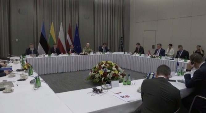 Полша и балтийските републики ще затворят границите си с Беларус